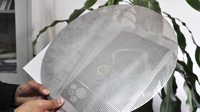 塑料擠出造（zào）粒機過（guò）濾網蝕刻哪（nǎ）家好？