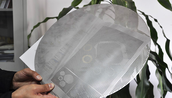 塑料擠出造粒機過濾網蝕刻哪家好（hǎo）？